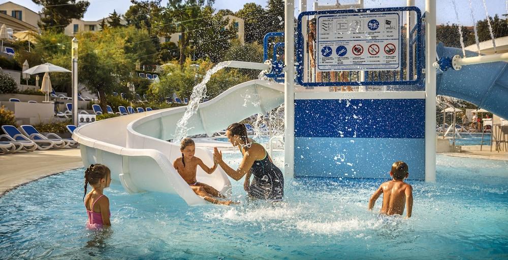 Maistra Select Belvedere Resort ヴルサル エクステリア 写真