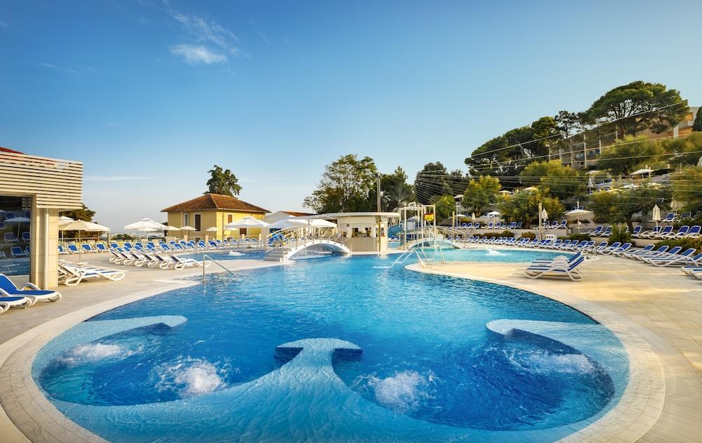 Maistra Select Belvedere Resort ヴルサル エクステリア 写真